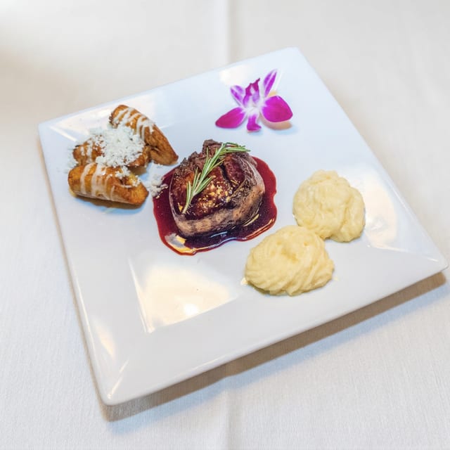 Ixchel Filet.