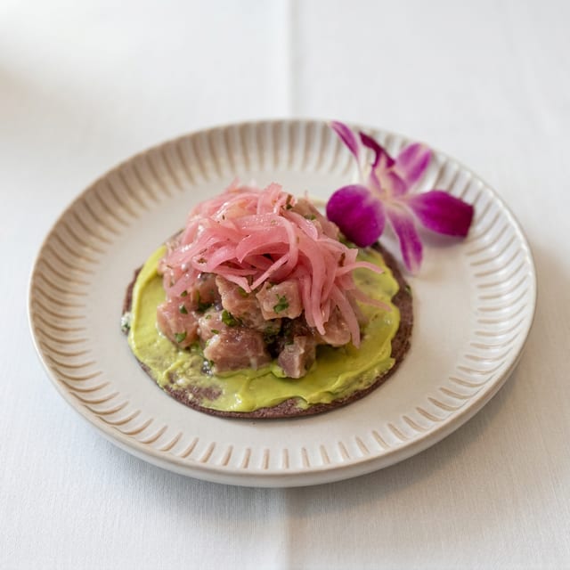 Azulik Tuna Tostada.